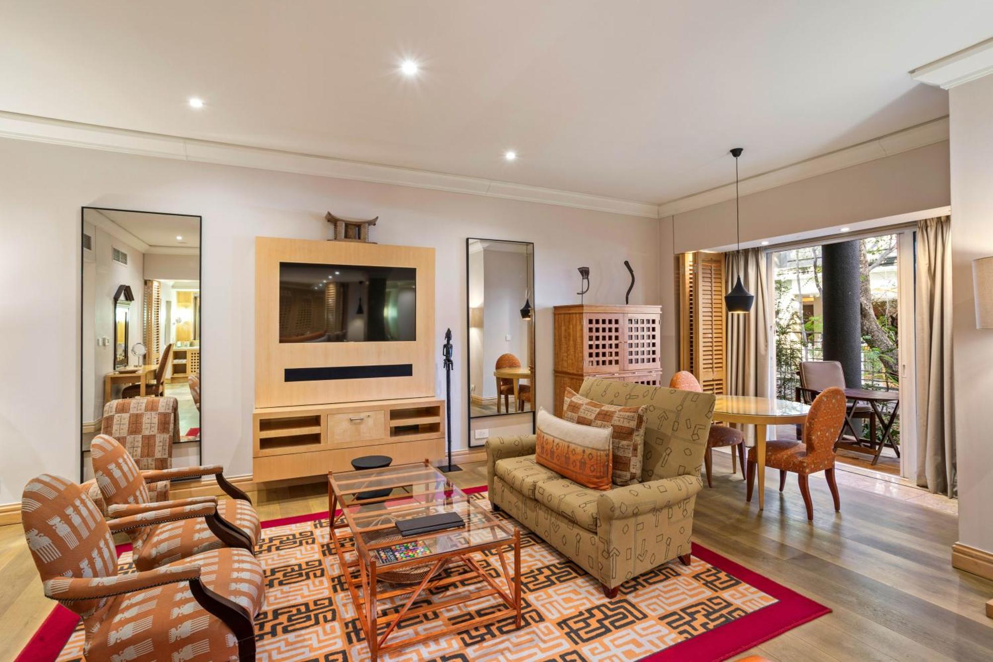 Luxe Suite